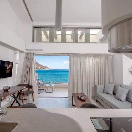 Nama Sea Side Suites Pláka المظهر الخارجي الصورة